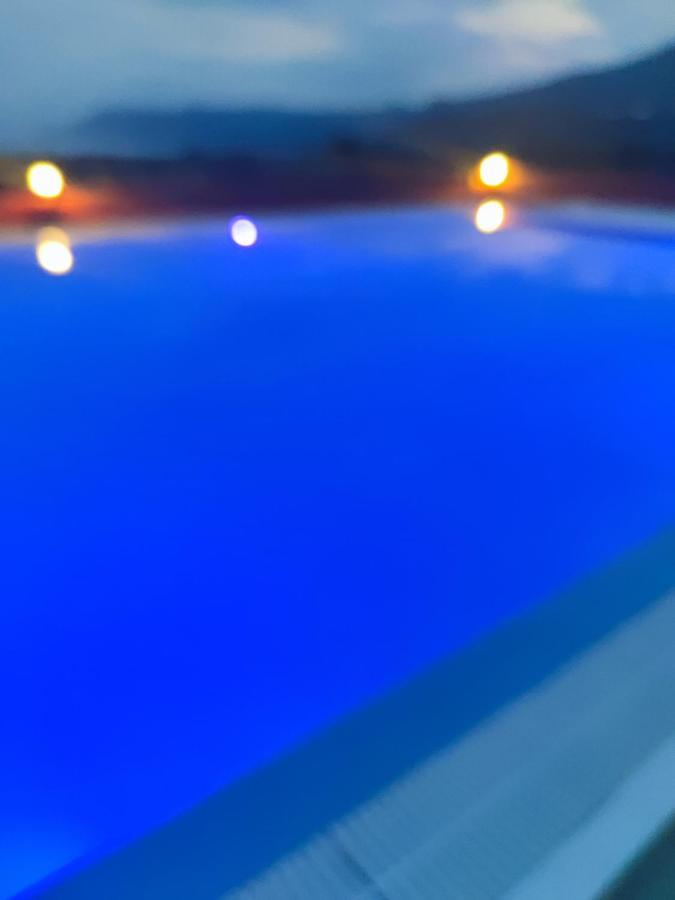 Περι Ανεμων Hotell Zervi Exteriör bild
